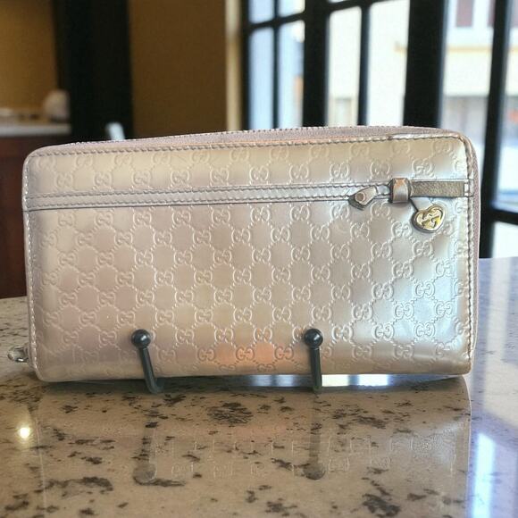 Gucci Guccisimo Chsmpagne Color Long Zip Wallet - Picture 1 of 12